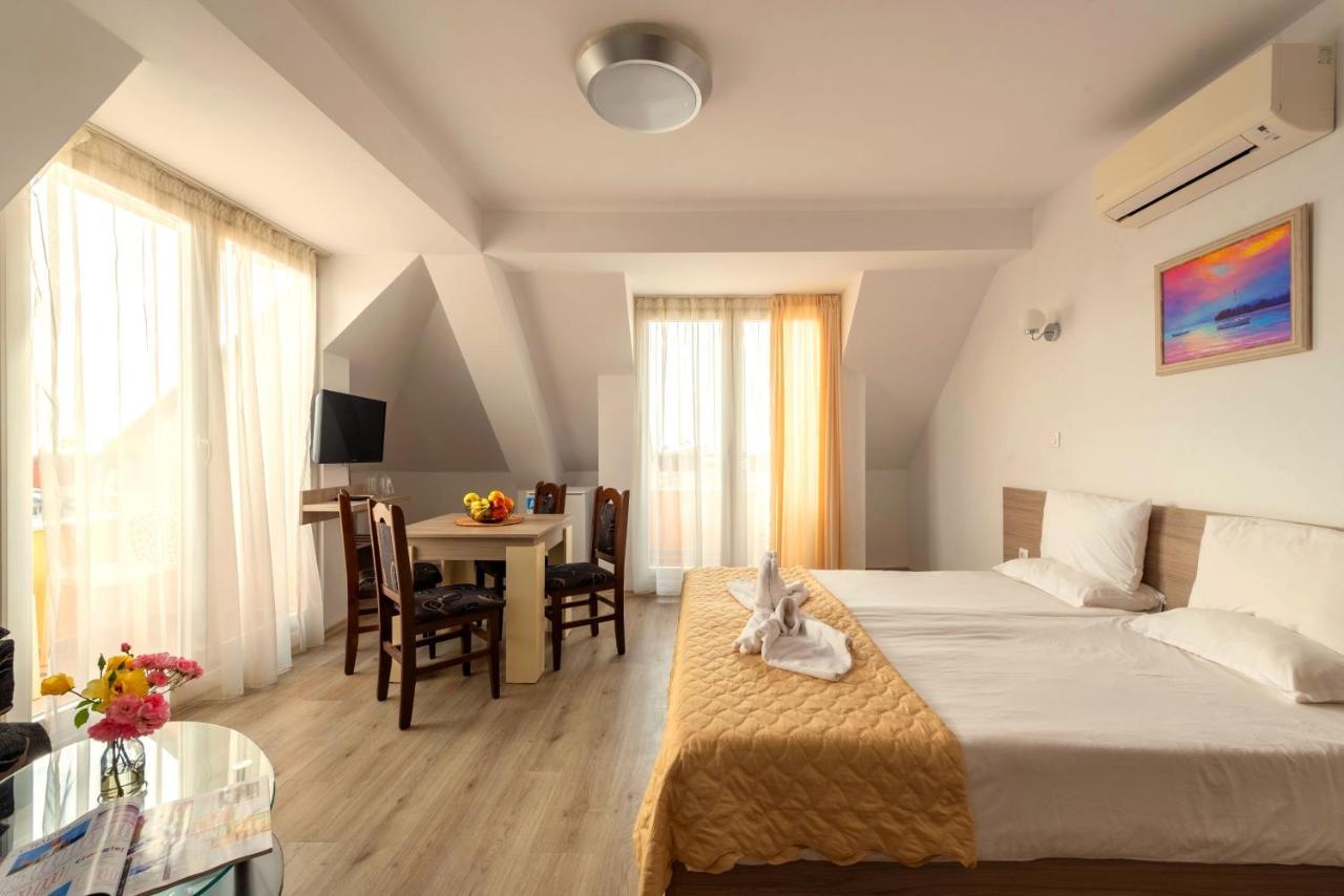 Boutique Wellness Hotel Ambrosia TTchernomorets Extérieur photo