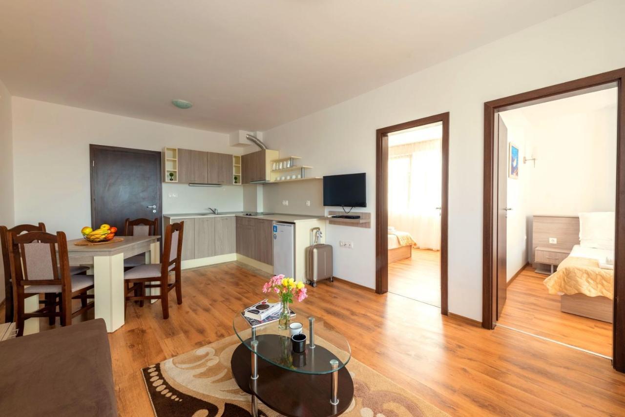 Boutique Wellness Hotel Ambrosia TTchernomorets Extérieur photo