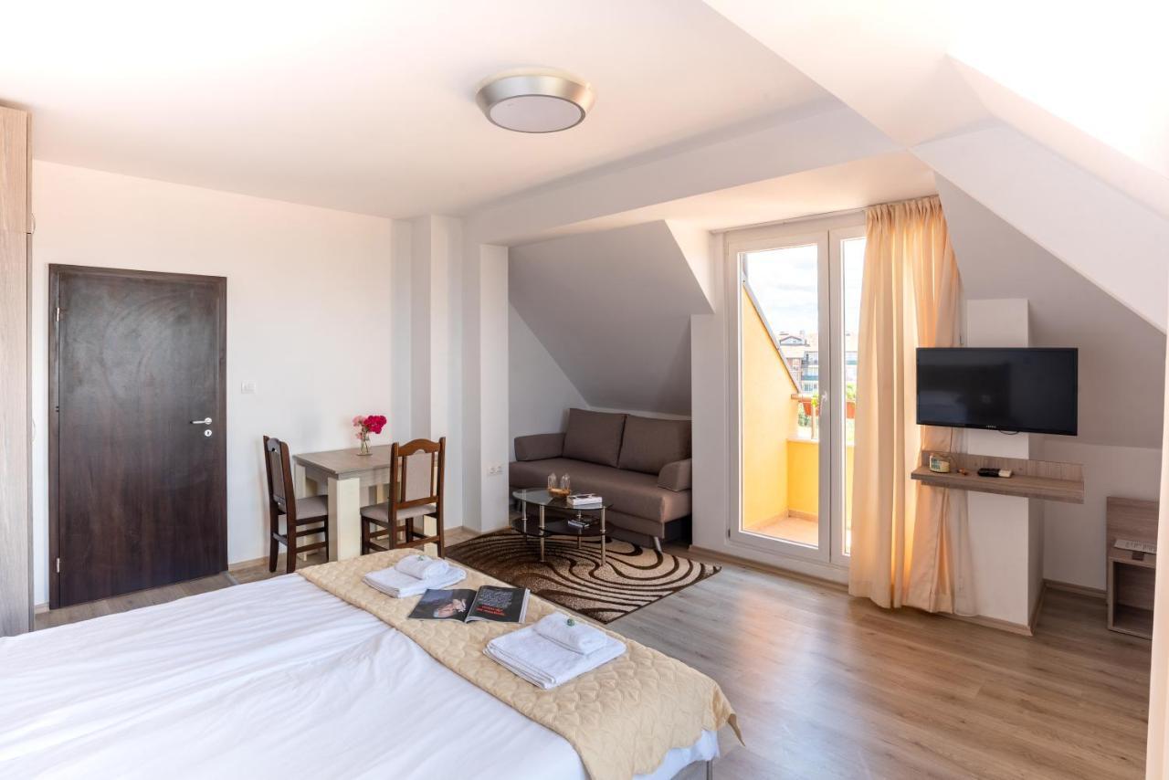 Boutique Wellness Hotel Ambrosia TTchernomorets Extérieur photo
